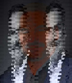 Greg  Coolidge Photo