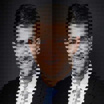 Edward  Hovannisian Photo